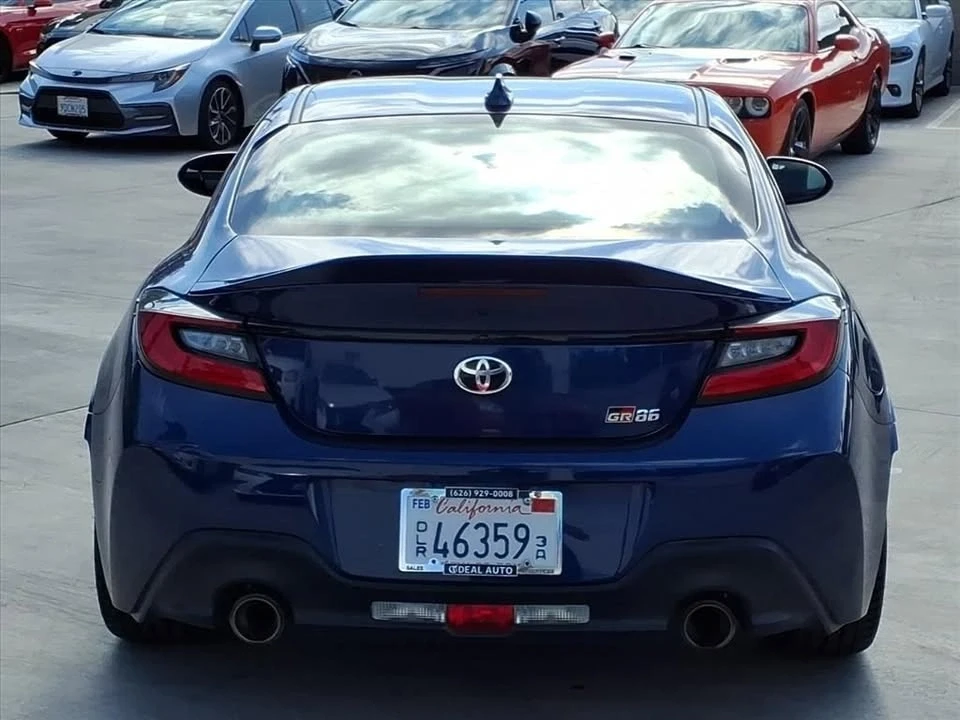 2023 Toyota GR86 2nd Gen - Image 5 of 16