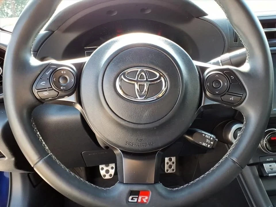 2023 Toyota GR86 2nd Gen - Image 7 of 16