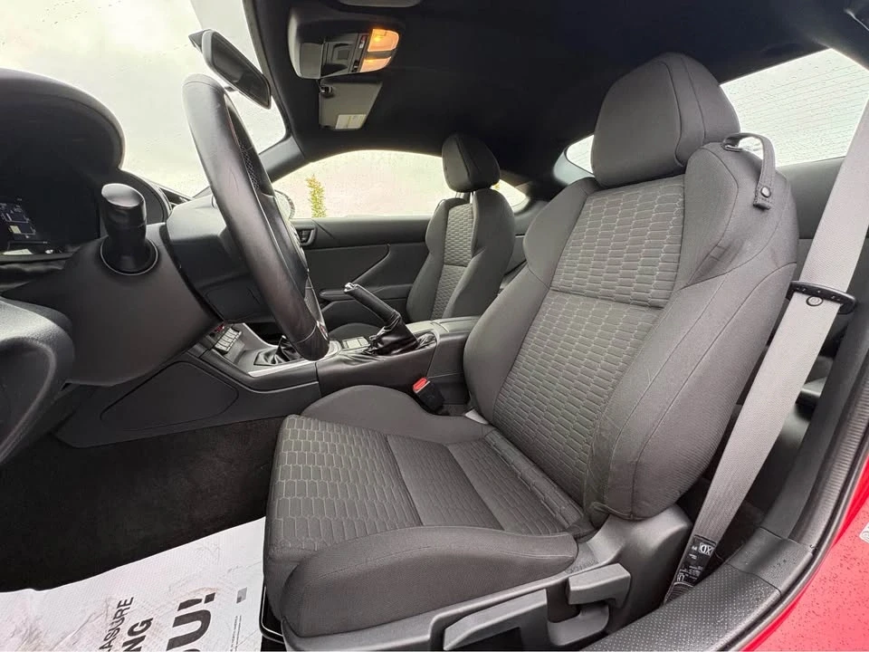 2023 Toyota GR86 2nd Gen - Image 9 of 16