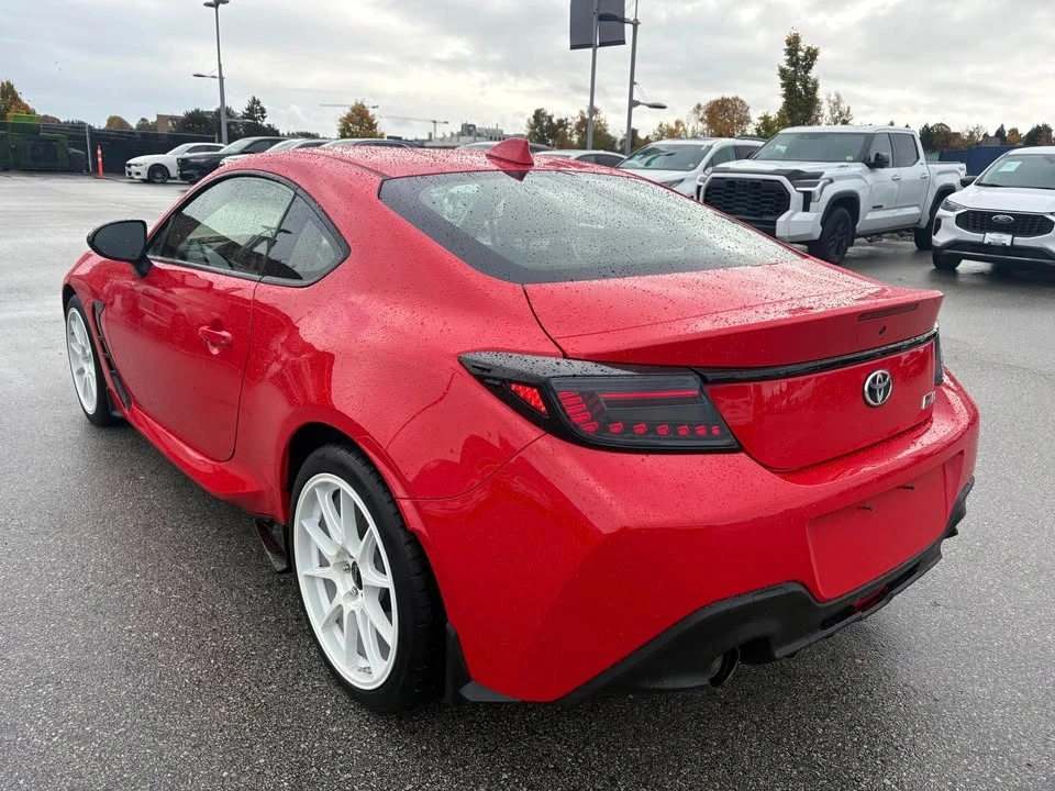 2023 Toyota GR86 2nd Gen - Image 8 of 16