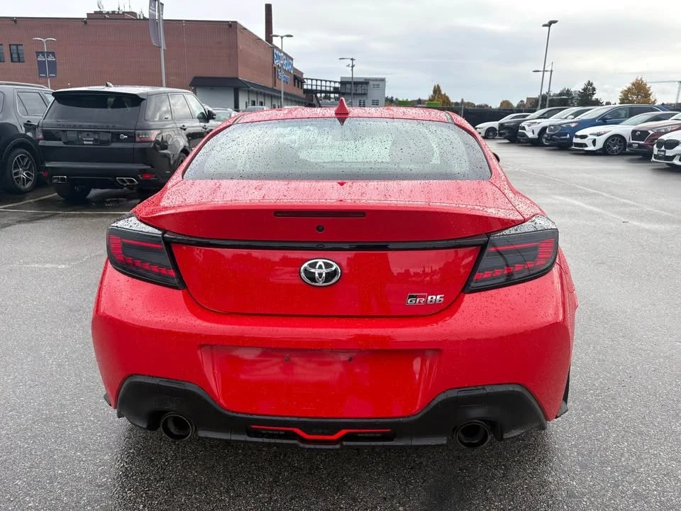 2023 Toyota GR86 2nd Gen - Image 7 of 16