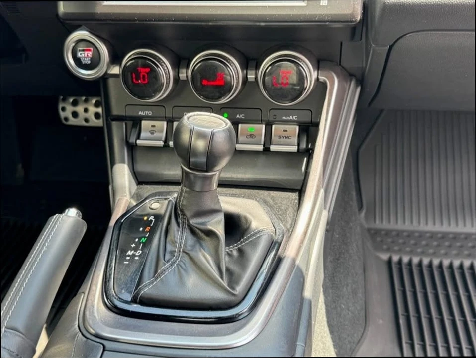 2023 Toyota GR86 2nd Gen - Image 15 of 20