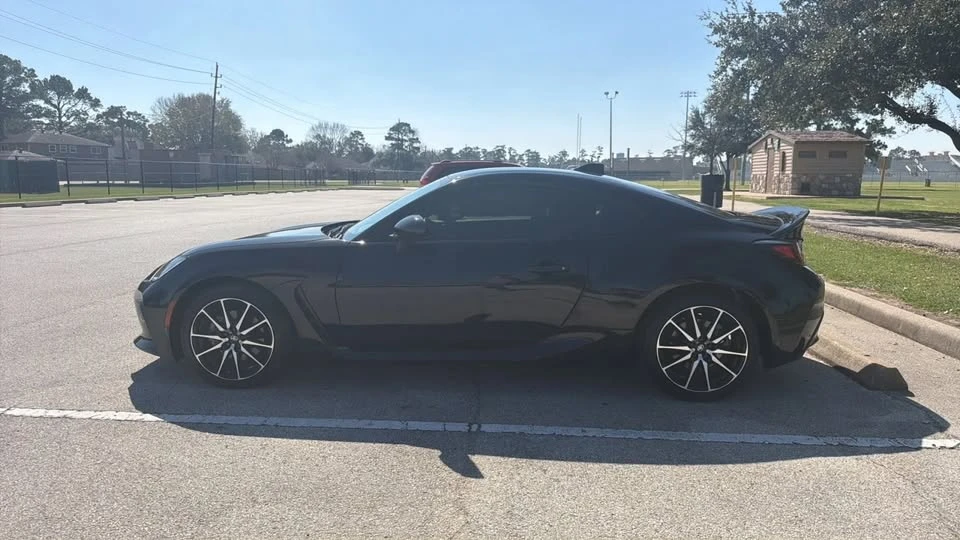 2023 Toyota GR86 2nd Gen - Image 8 of 20