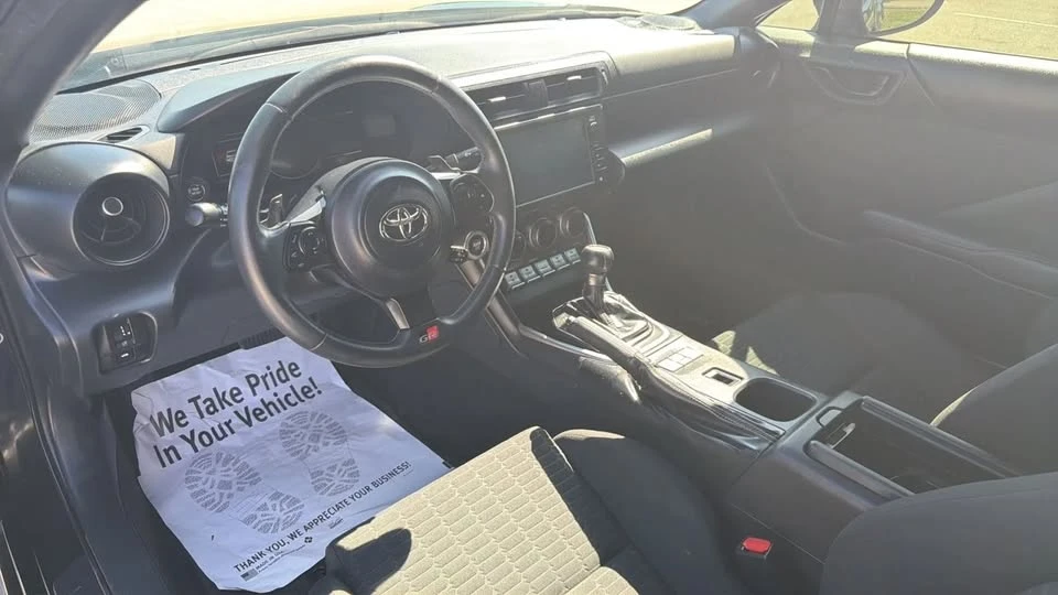 2023 Toyota GR86 2nd Gen - Image 14 of 20