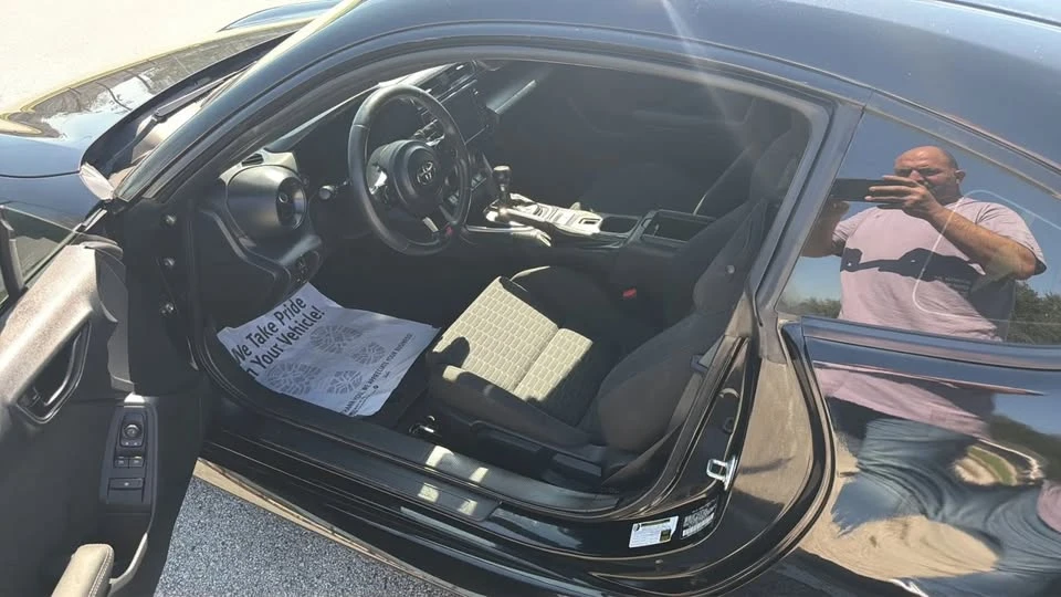 2023 Toyota GR86 2nd Gen - Image 11 of 20