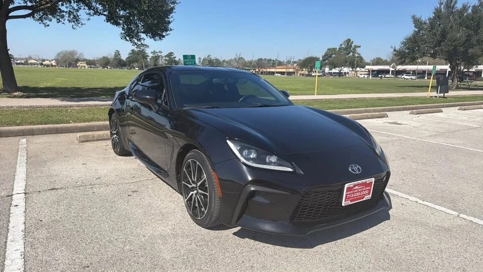 2023 Toyota GR86 2nd Gen - Image 3 of 20