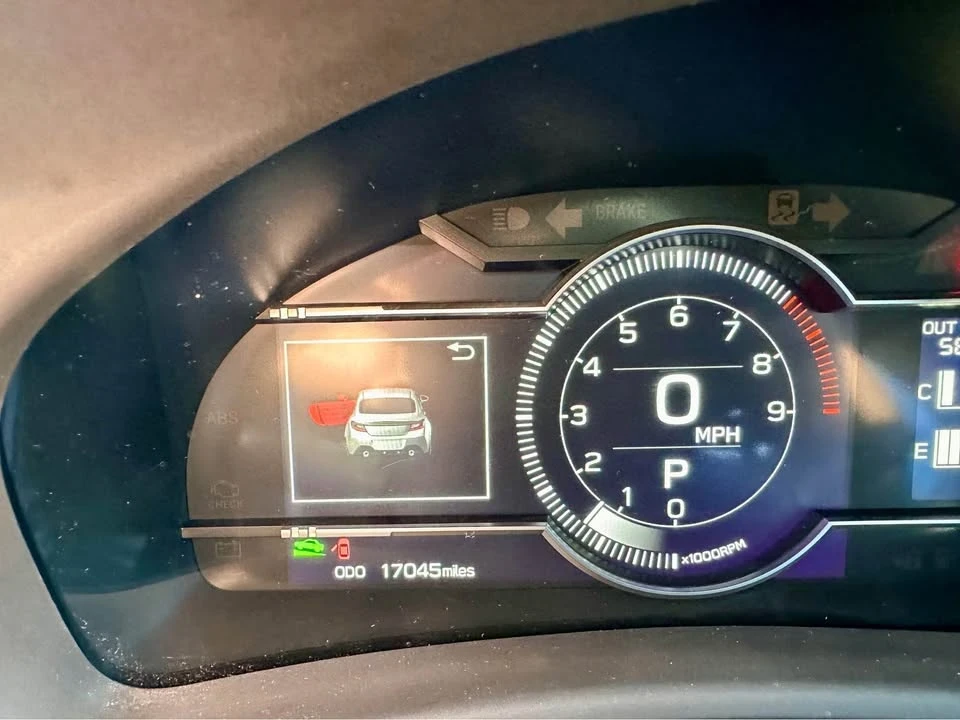 2023 Toyota GR86 2nd Gen - Image 6 of 7