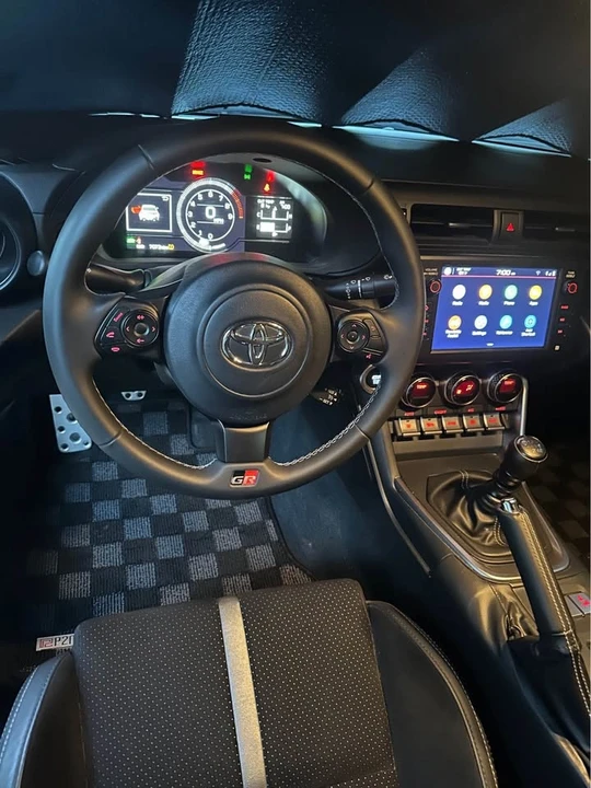 2023 Toyota GR86 2nd Gen - Image 2 of 10