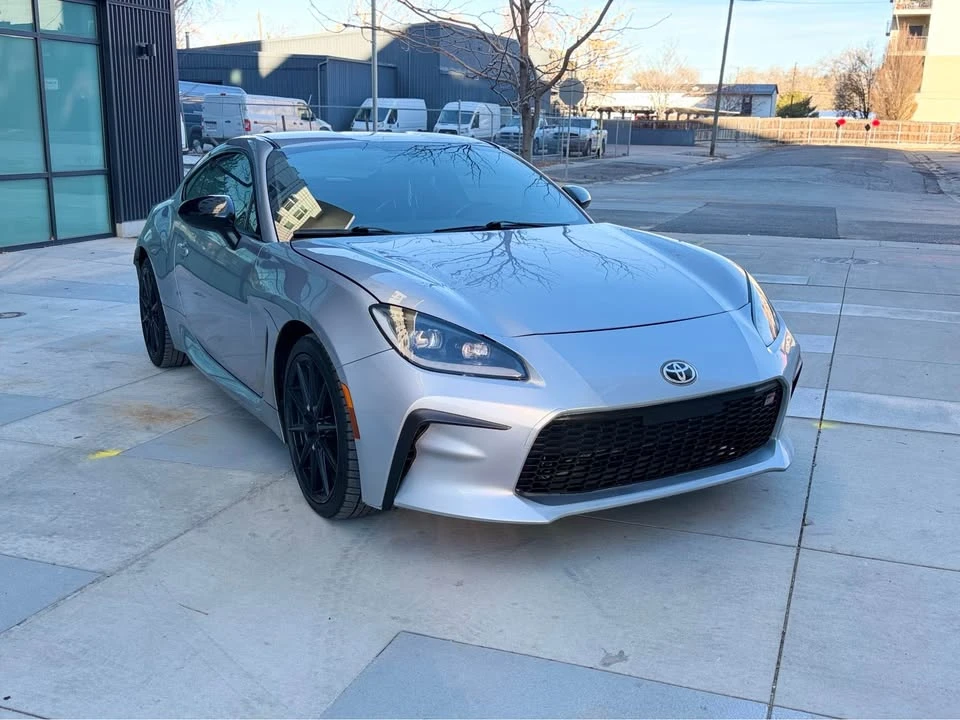 2023 Toyota GR86 2nd Gen - Image 8 of 17