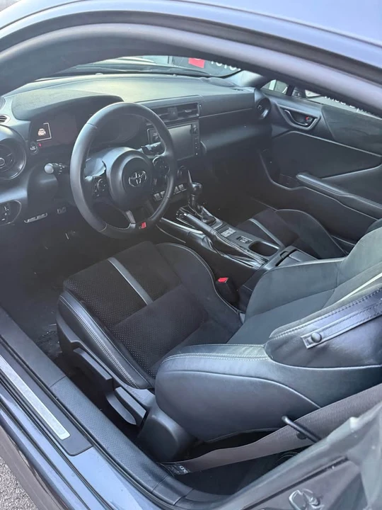 2023 Toyota GR86 2nd Gen - Image 2 of 9