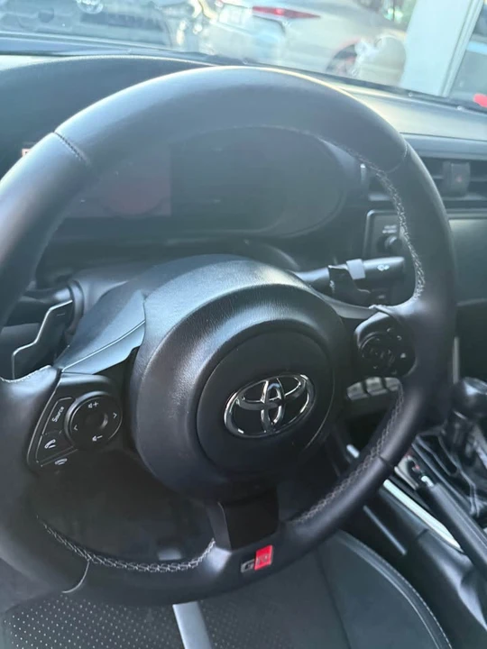 2023 Toyota GR86 2nd Gen - Image 4 of 9