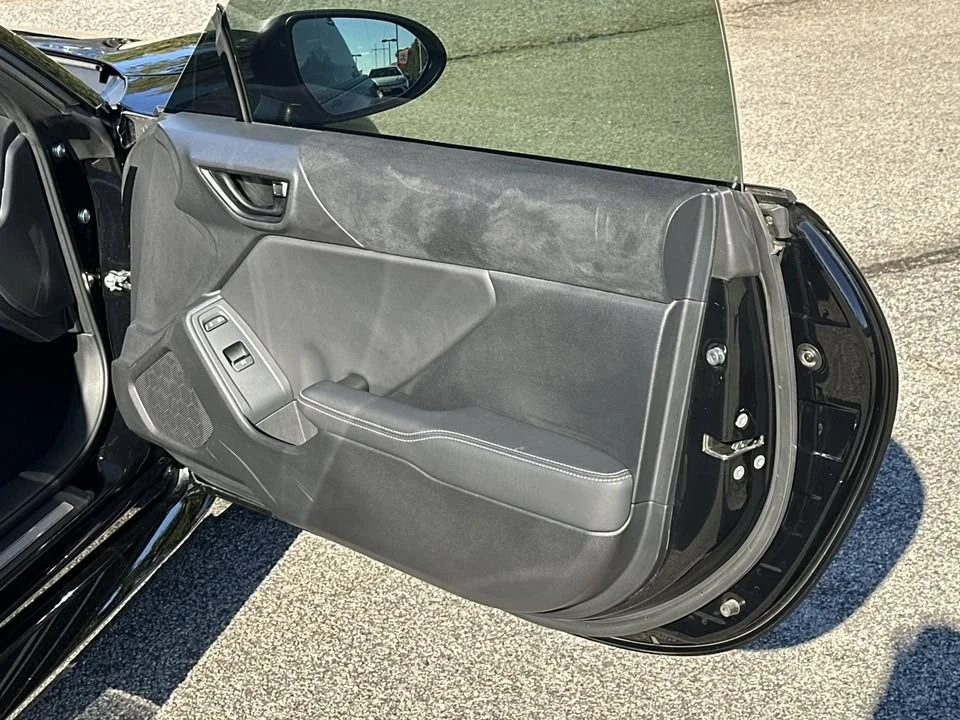 2023 Toyota GR86 2nd Gen - Image 11 of 16