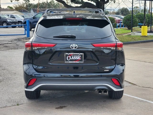 2023 Toyota Highlander - Image 5 of 20