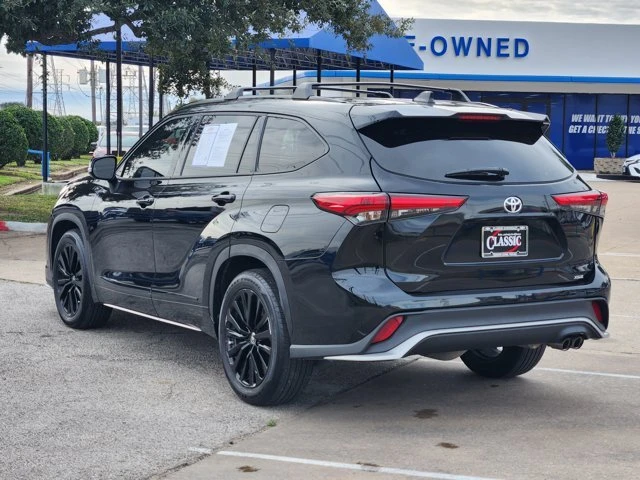 2023 Toyota Highlander - Image 4 of 20