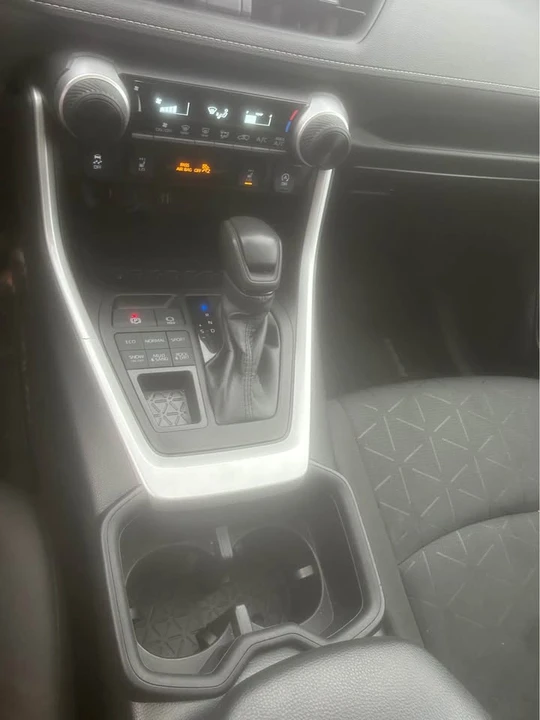 2023 Toyota RAV4 5th Gen - Image 13 of 13