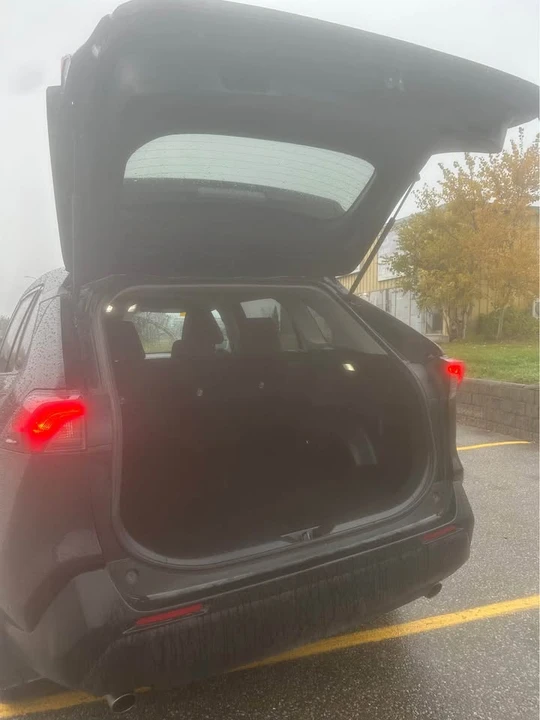 2023 Toyota RAV4 5th Gen - Image 9 of 13