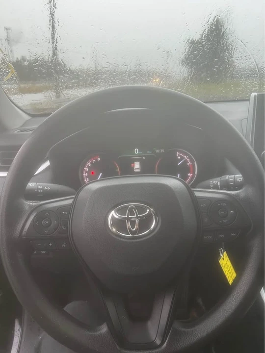 2023 Toyota RAV4 5th Gen - Image 10 of 13