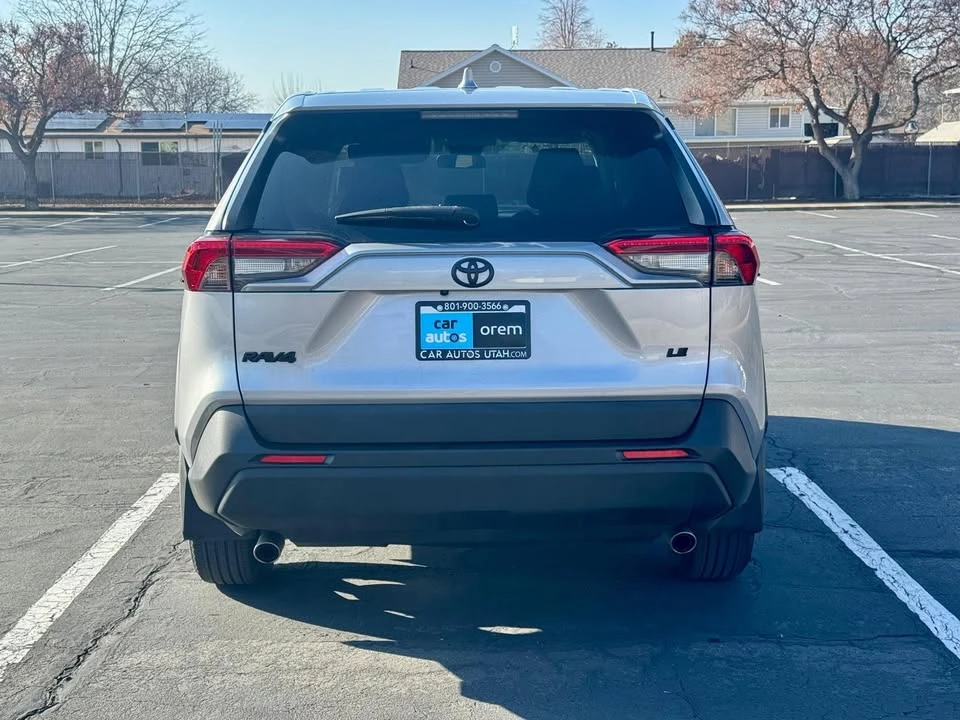 2023 Toyota RAV4 5th Gen - Image 5 of 20