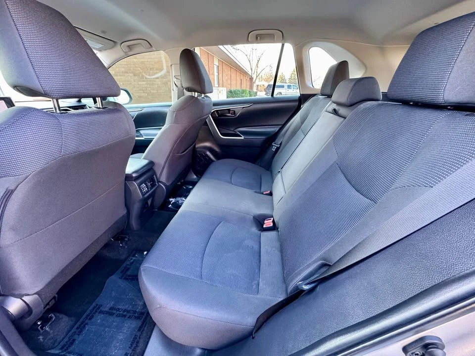 2023 Toyota RAV4 5th Gen - Image 19 of 20
