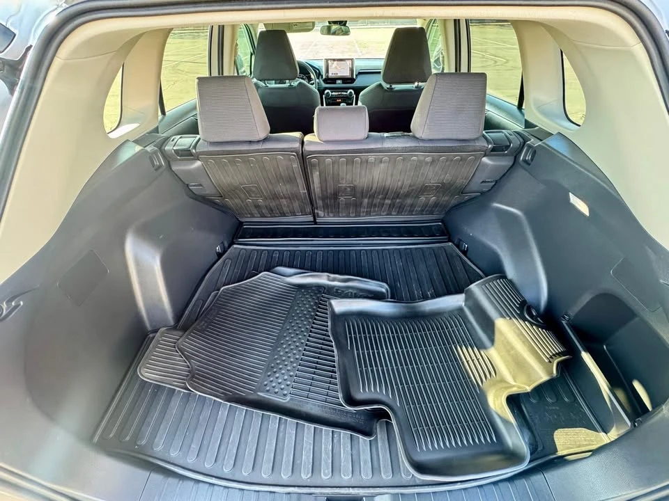 2023 Toyota RAV4 5th Gen - Image 20 of 20