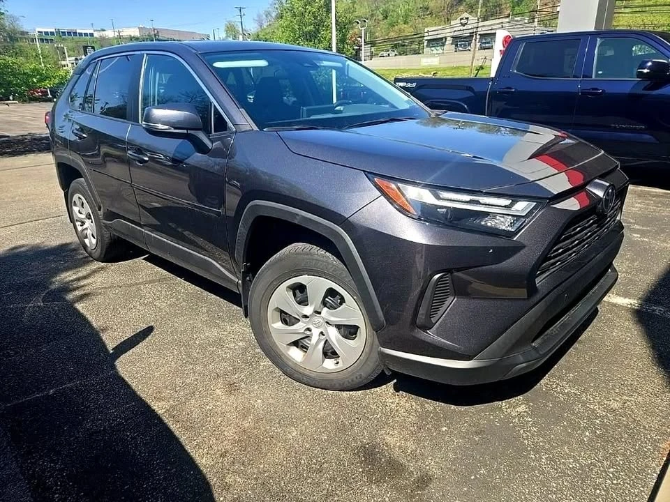 2023 Toyota RAV4 5th Gen - Image 3 of 5