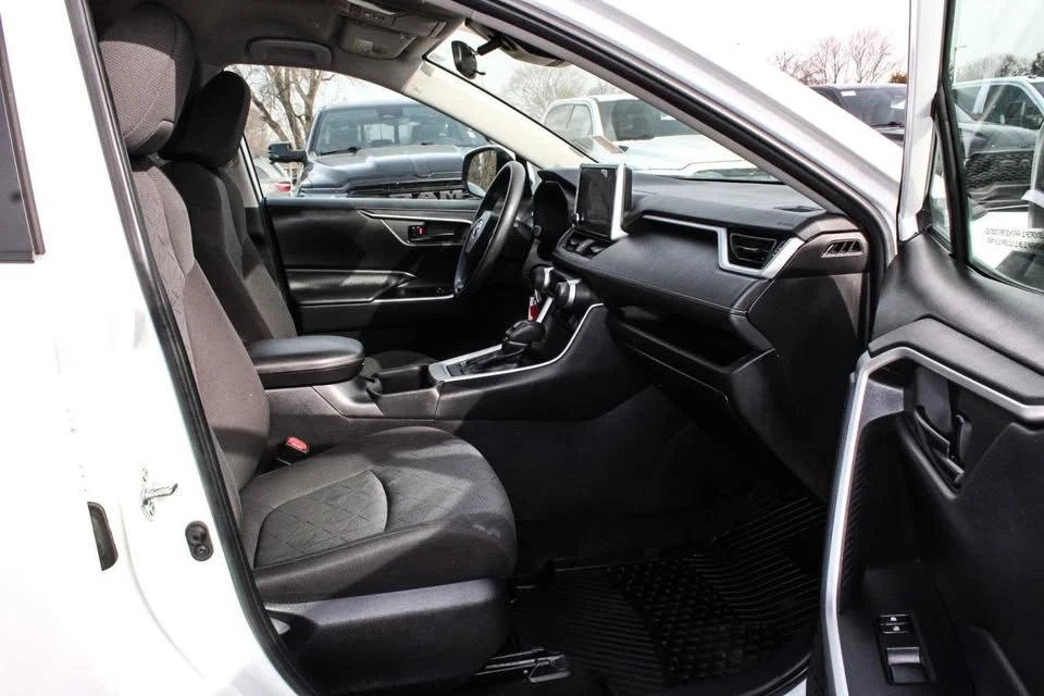 2023 Toyota RAV4 5th Gen - Image 15 of 15