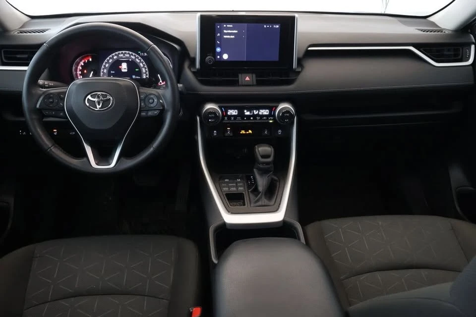 2023 Toyota RAV4 5th Gen - Image 6 of 19