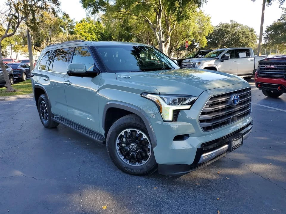 2023 Toyota Sequoia 3rd Gen - Image 7 of 14