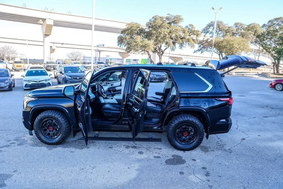 2023 Toyota Sequoia 3rd Gen - Image 10 of 20