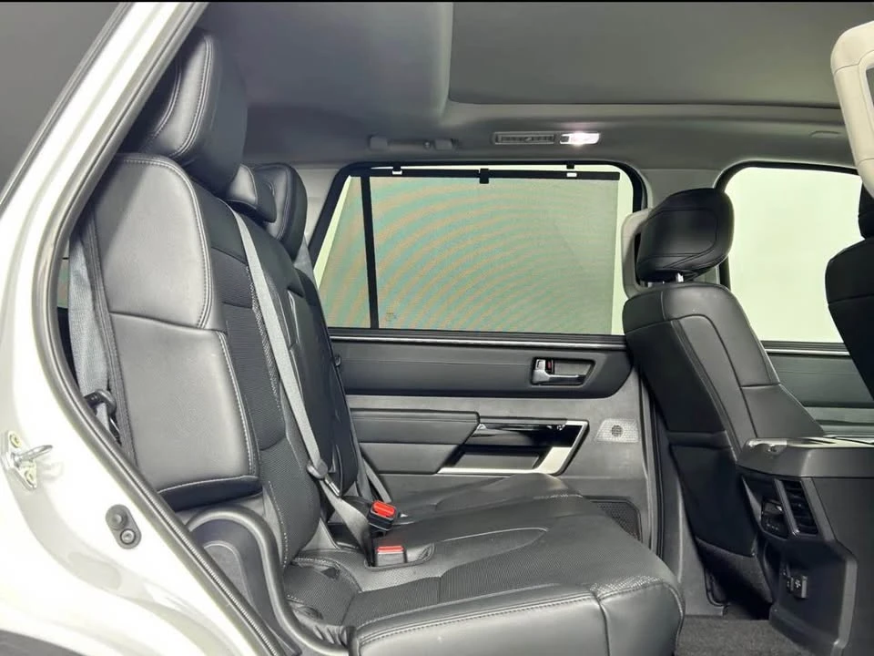 2023 Toyota Sequoia 3rd Gen - Image 6 of 7
