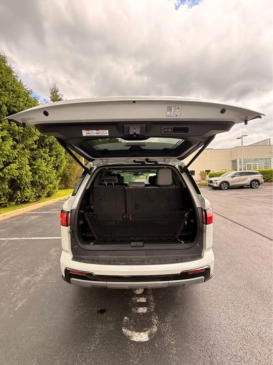 2023 Toyota Sequoia 3rd Gen - Image 9 of 18