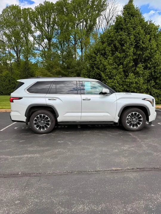 2023 Toyota Sequoia 3rd Gen - Image 2 of 18