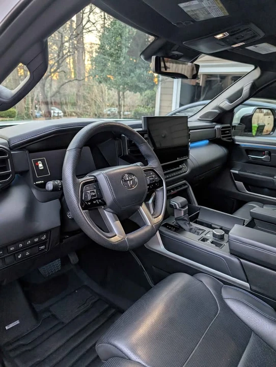 2023 Toyota Sequoia 3rd Gen - Image 5 of 8
