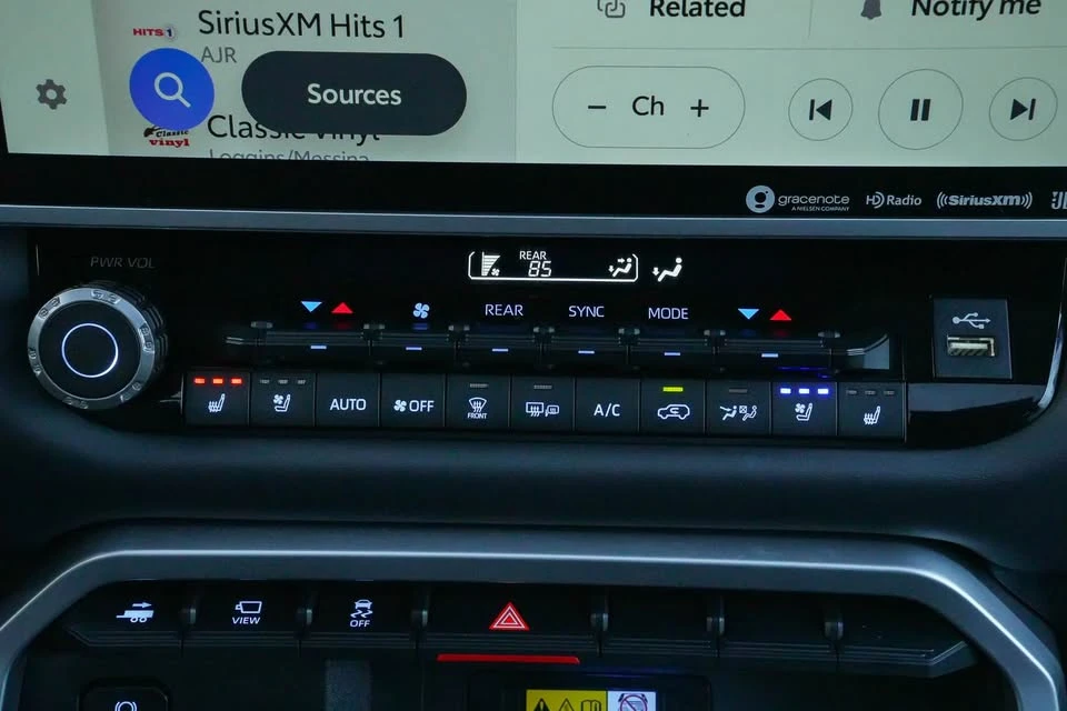 2023 Toyota Sequoia 3rd Gen - Image 16 of 20