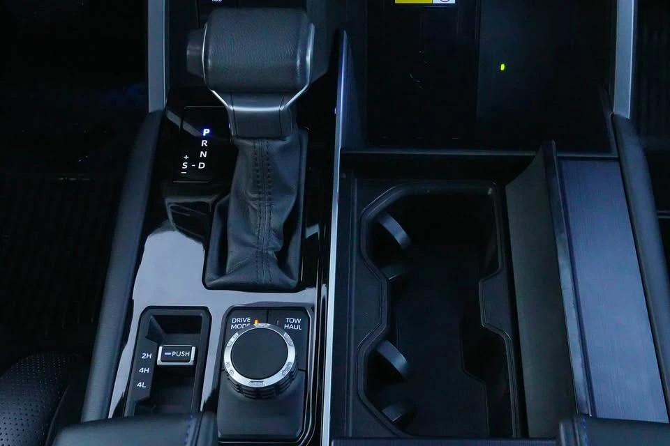 2023 Toyota Sequoia 3rd Gen - Image 17 of 20