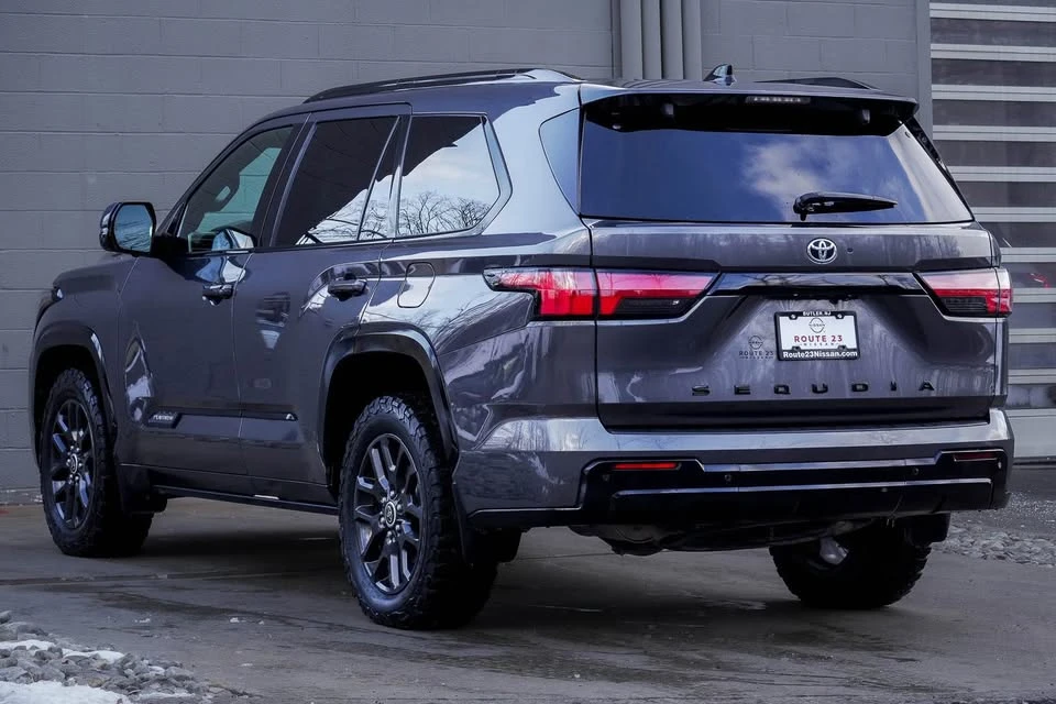 2023 Toyota Sequoia 3rd Gen - Image 3 of 20