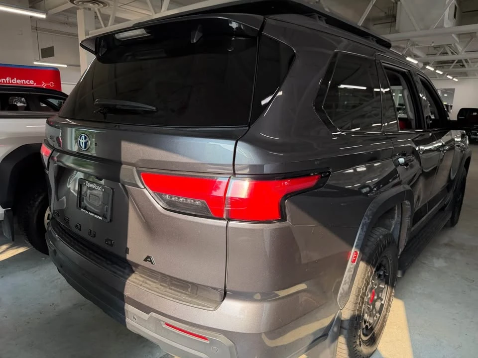 2023 Toyota Sequoia 3rd Gen - Image 18 of 20
