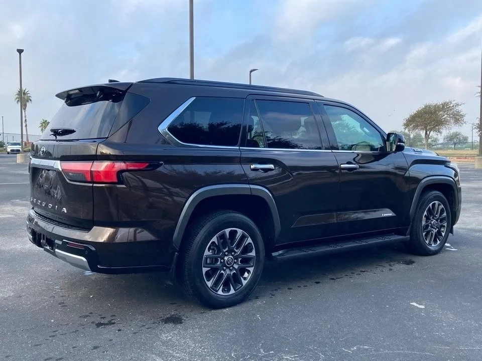 2023 Toyota Sequoia 3rd Gen - Image 3 of 13