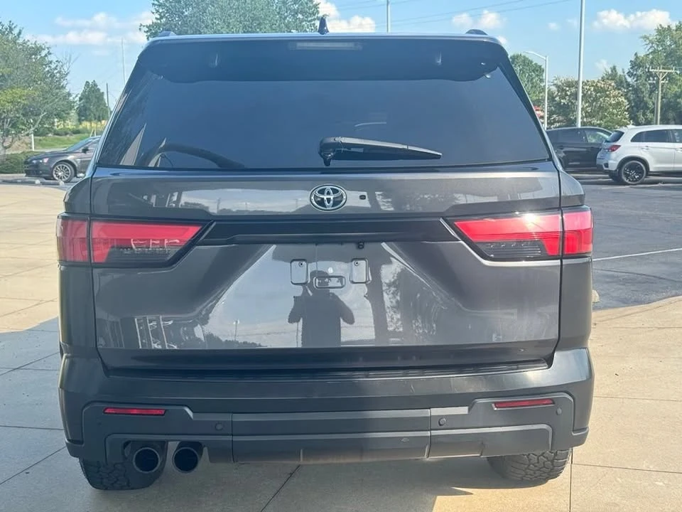 2023 Toyota Sequoia 3rd Gen - Image 5 of 15