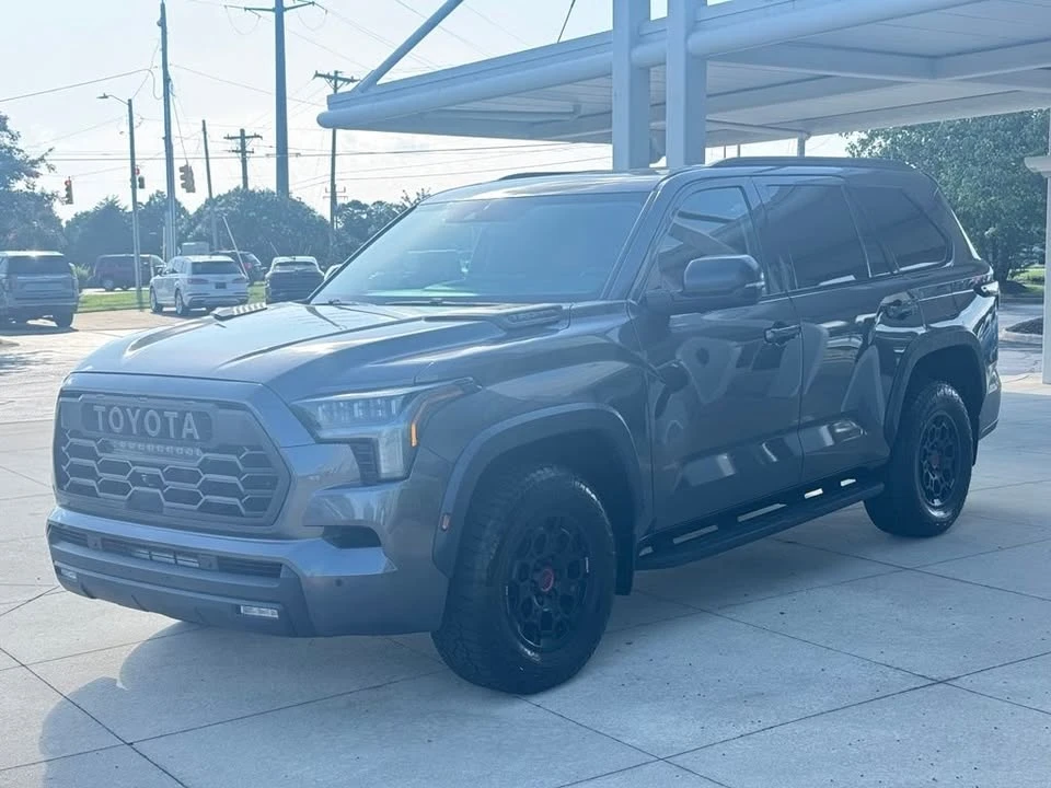2023 Toyota Sequoia 3rd Gen - Image 4 of 15