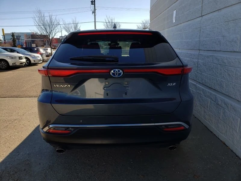 2023 Toyota Venza - Image 5 of 20