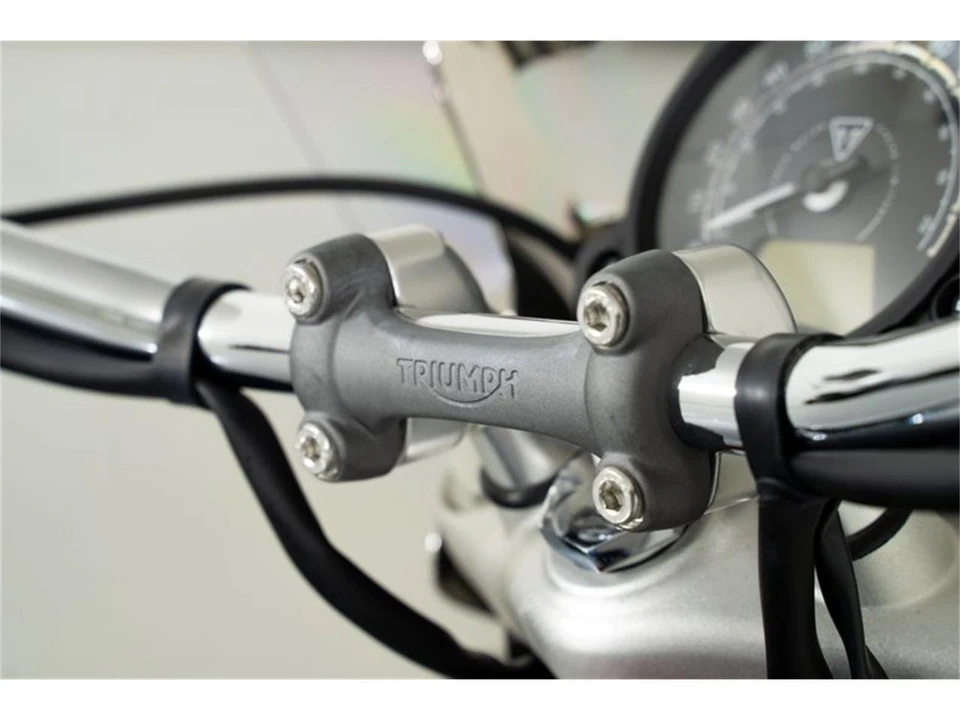 2023 Triumph New Bonneville - Image 14 of 31