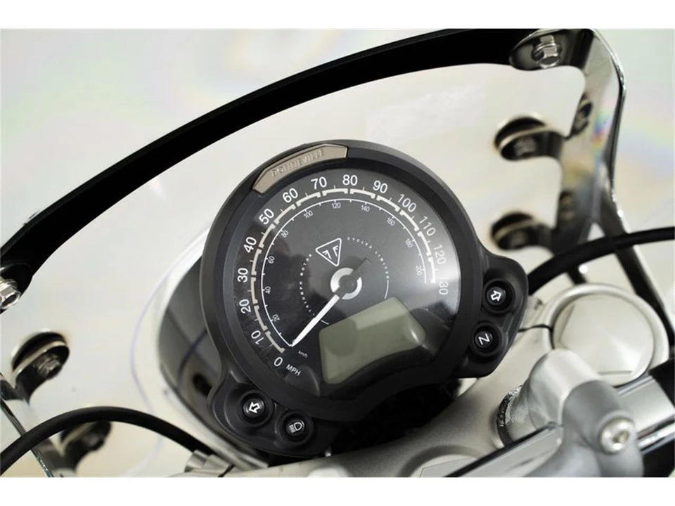 2023 Triumph New Bonneville - Image 15 of 31