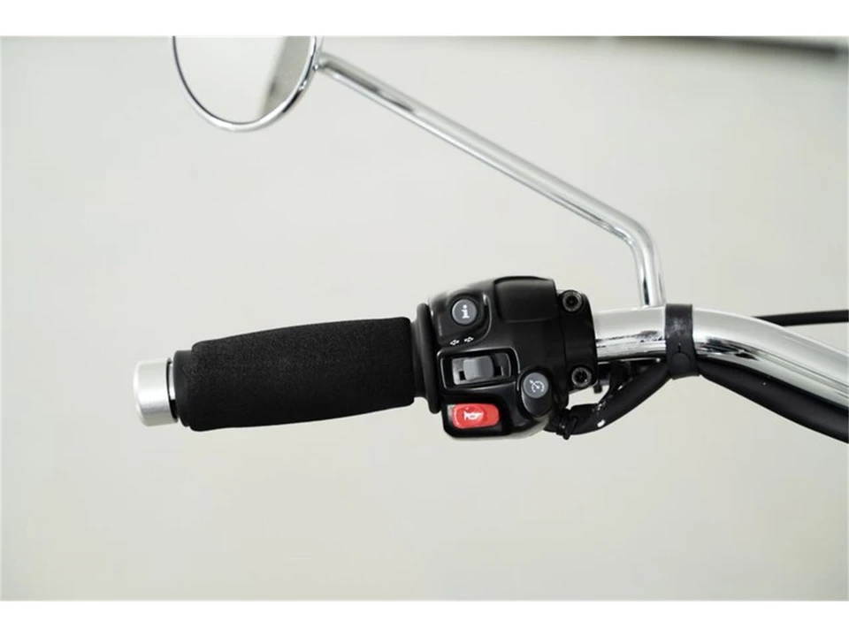2023 Triumph New Bonneville - Image 12 of 31