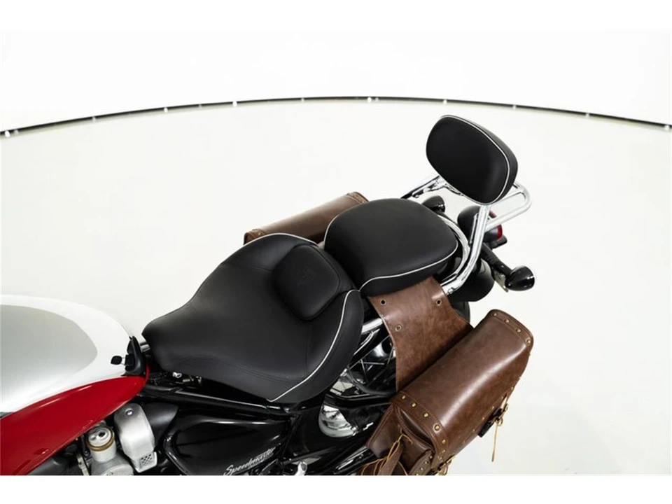 2023 Triumph New Bonneville - Image 9 of 31