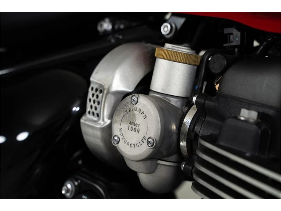 2023 Triumph New Bonneville - Image 23 of 31