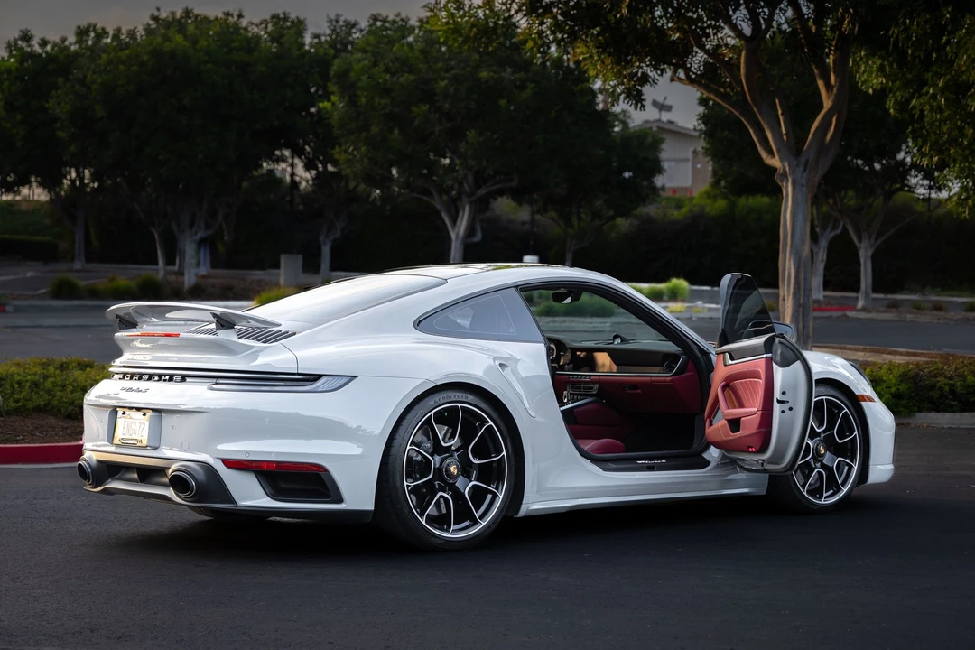 2023 Porsche 992 Turbo S - Image 5 of 8