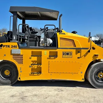 2023 Volvo PTR240 Pneumatic Roller