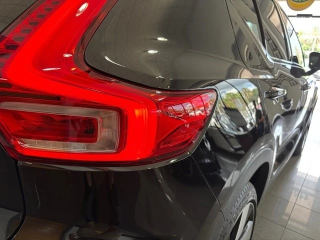 2023 Volvo XC40 - Image 13 of 21