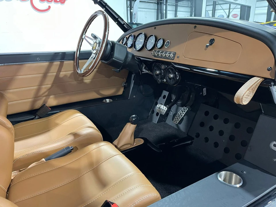 2023 Vanderhall Carmel - Image 11 of 12